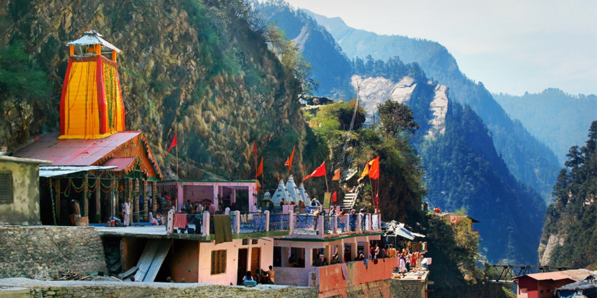 yamunotri dham temple mountain pilgrimage route